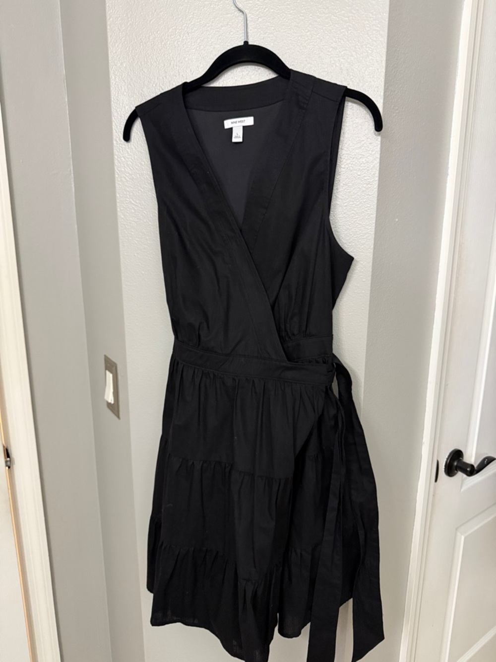 Nine West Black Sleeveless Wrap Midi Dress